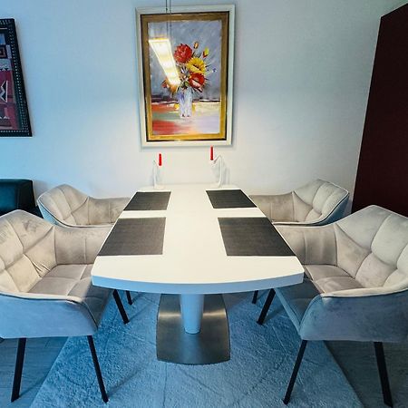 City Apartment Varna Extérieur photo