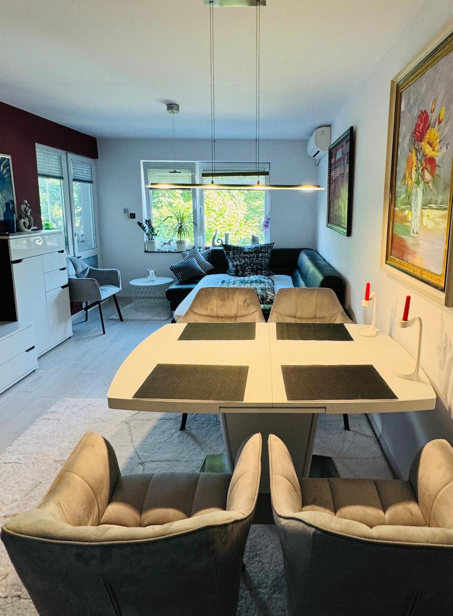 City Apartment Varna Extérieur photo